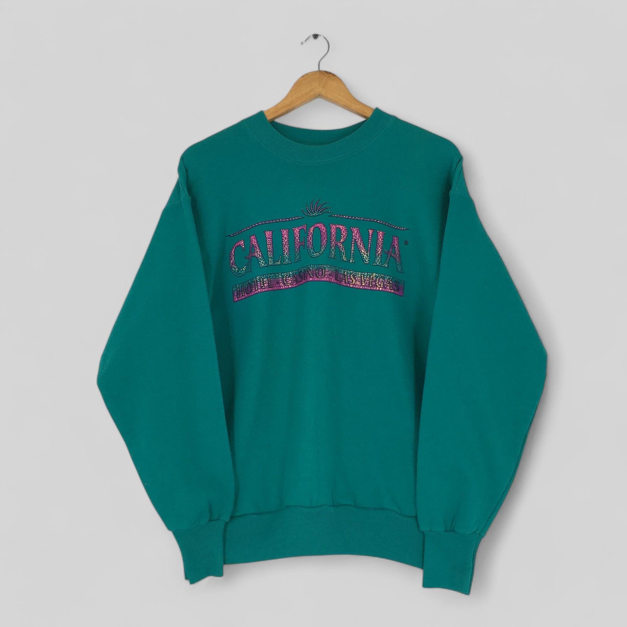 Vintage 90s California Hotel Casino Sweatshirt Medium California Las Vegas Spell Out Crewneck Las Vegas Poker Casino Green Sweater Size M Sweatshirt – Premium Graphic · Must-Have Style